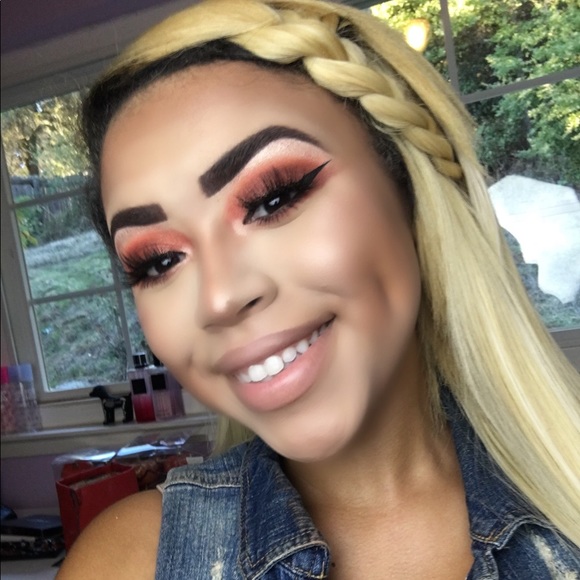 MEET YOUR SELLERS! 💕 - Picture 2 of 2